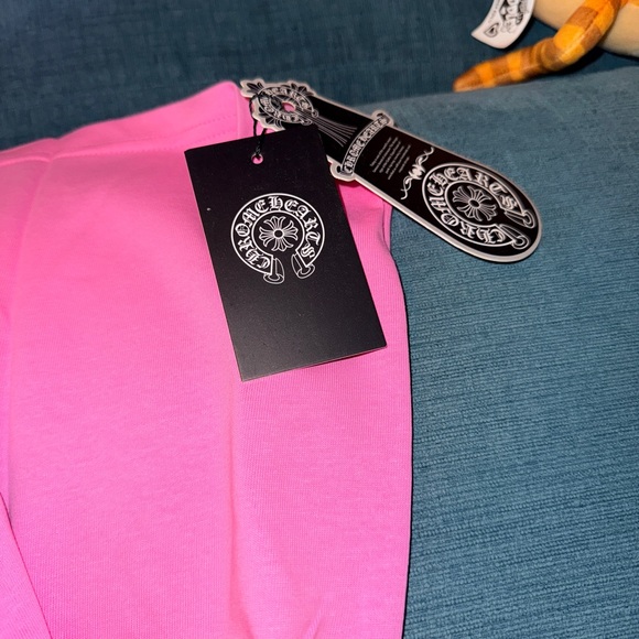 Chrome Hearts Unisex Pink Pocket T-Shirt - Picture 3 of 6